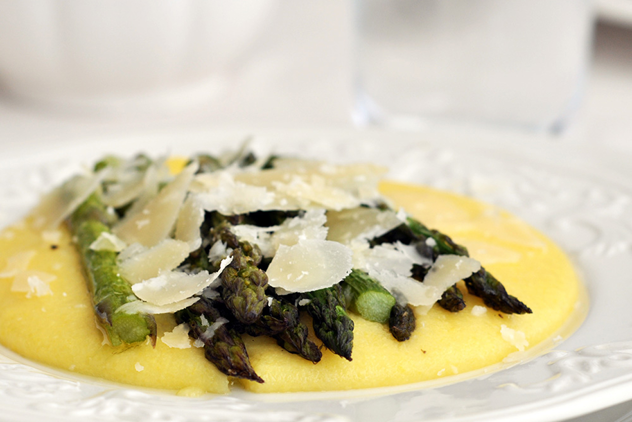 Green Asparagus and Polenta recipe photo