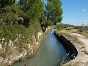 Canal d'irrigation de la Vallée des Baux